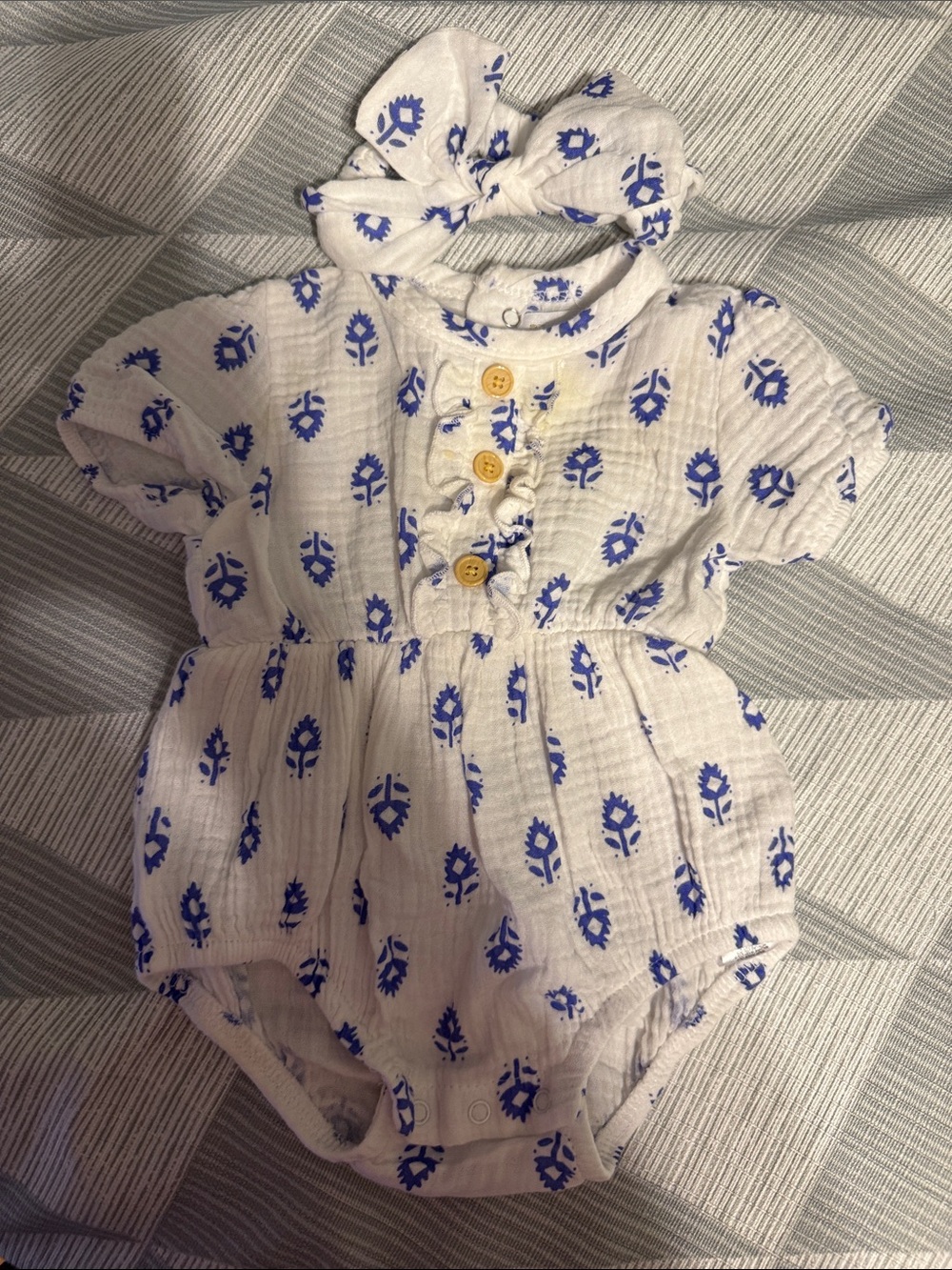 RZ by Rachel Zoe White Baby Romper with Blue Floral Print